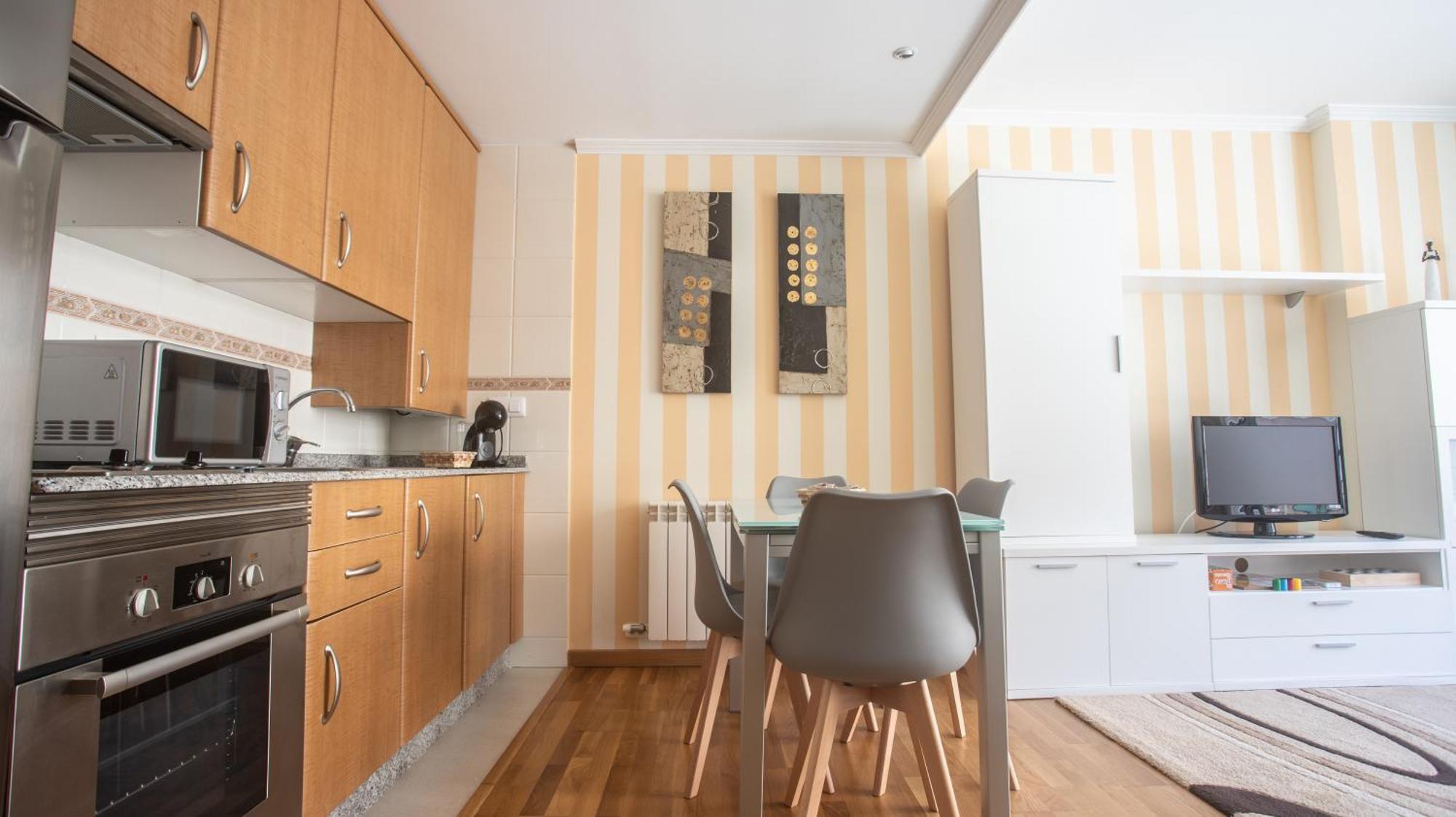 Apartamento En El Centro Con Plaza De Garaje А Гуарда Екстериор снимка